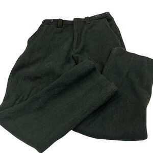 Heavy green hunting pants. Wool. Fully lined. Water repellent.
